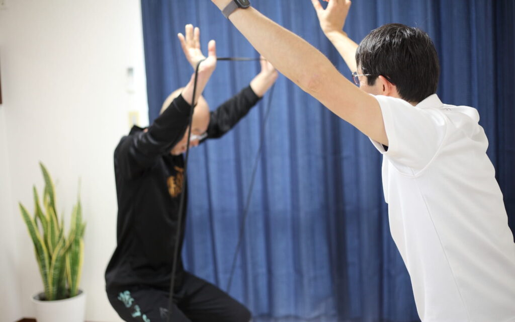 自宅でできる肩こりのセルフケアの指導